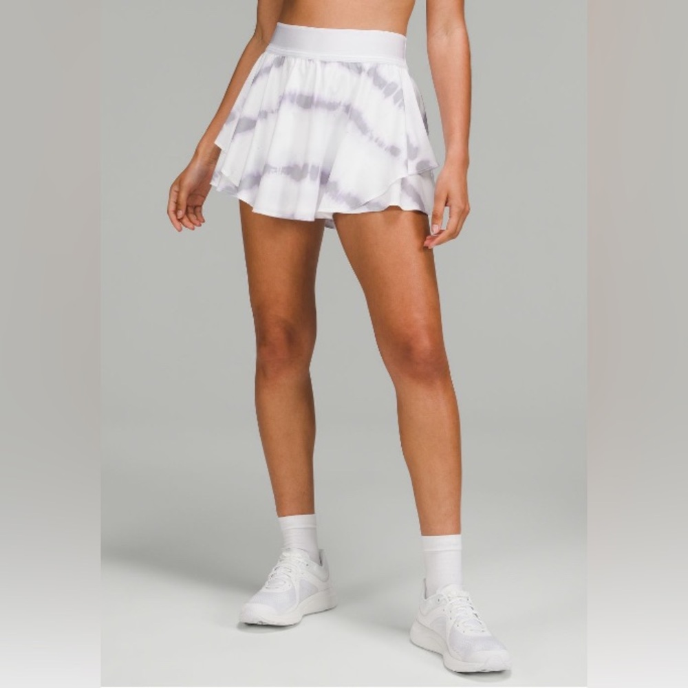Lululemon court rival skirt